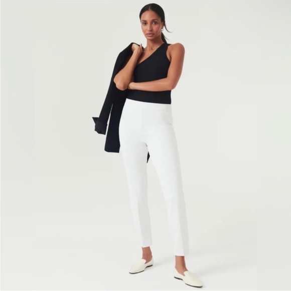 SPANX Pants - NWT Spanx Slim Straight Pant in White Size Large